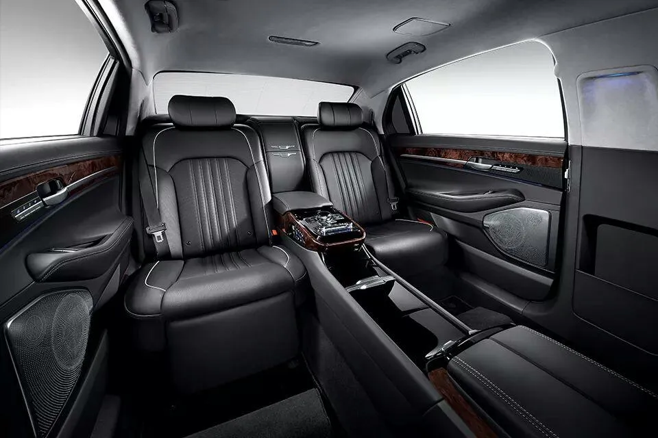 제네시스 G90 실내